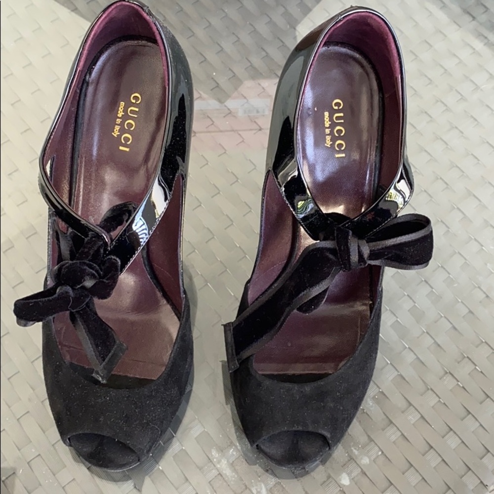 Gucci shoes sz 38.5